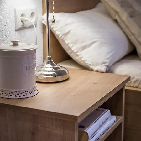 Lägenhet Lilly Rose