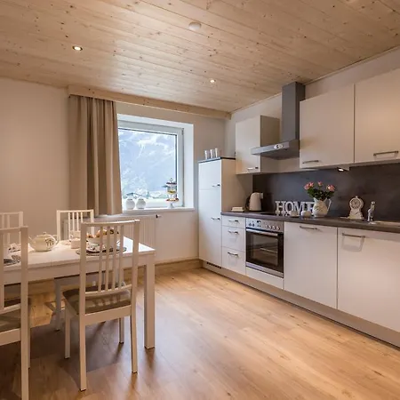 Lilly Rose Apartament *
